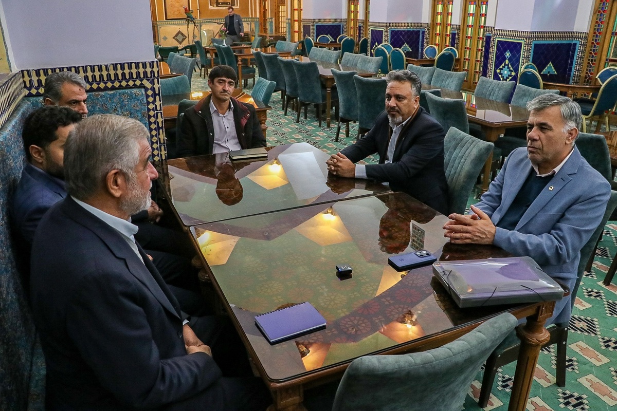 فرونشست زمین در یزد زیر ذره‌بین سازمان زمین‌شناسی و اکتشافات‌ معدنی کشور