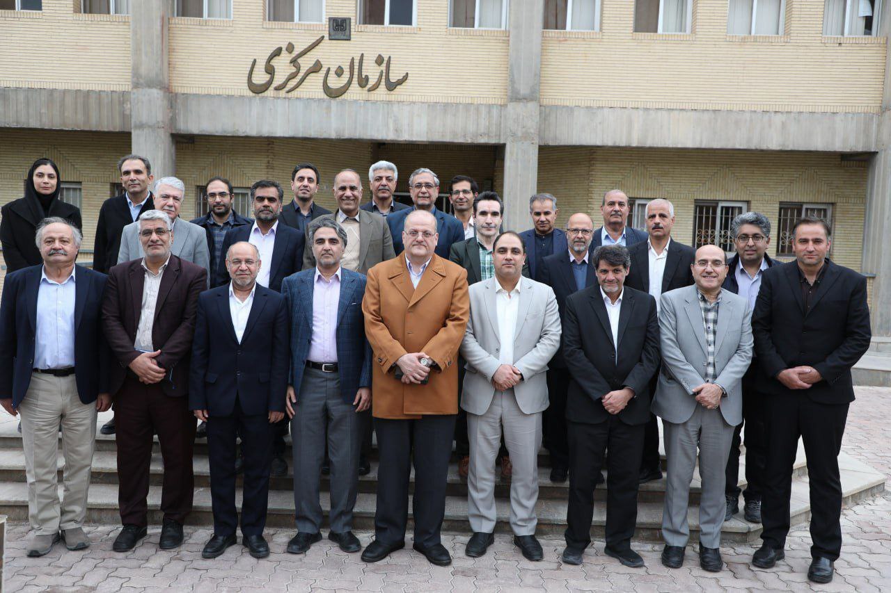 نشست هماندیشی توسعه همکاریهای پژوهشی شرکت ملی مس و دانشگاه باهنر کرمان نشست هماندیشی توسعه همکاریهای پژوهشی شرکت ملی مس و دانشگاه باهنر کرمان
