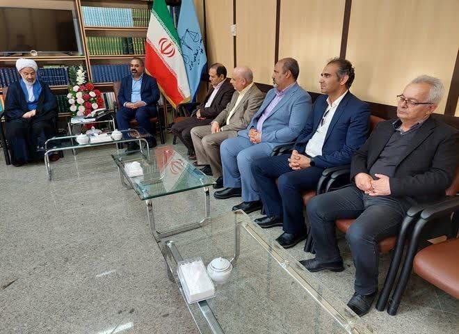شرکت آلومینای ایران موهبتی الهی است که به استان عرضه شده شرکت آلومینای ایران موهبتی الهی است که به استان عرضه شده