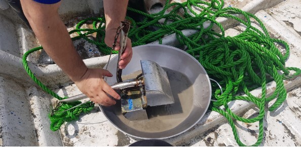 بررسی ۳۰۰ کیلومتر از سواحل استان گیلان در راستای طرح تحول زمینشناسی دریایی بررسی ۳۰۰ کیلومتر از سواحل استان گیلان در راستای طرح تحول زمینشناسی دریایی
