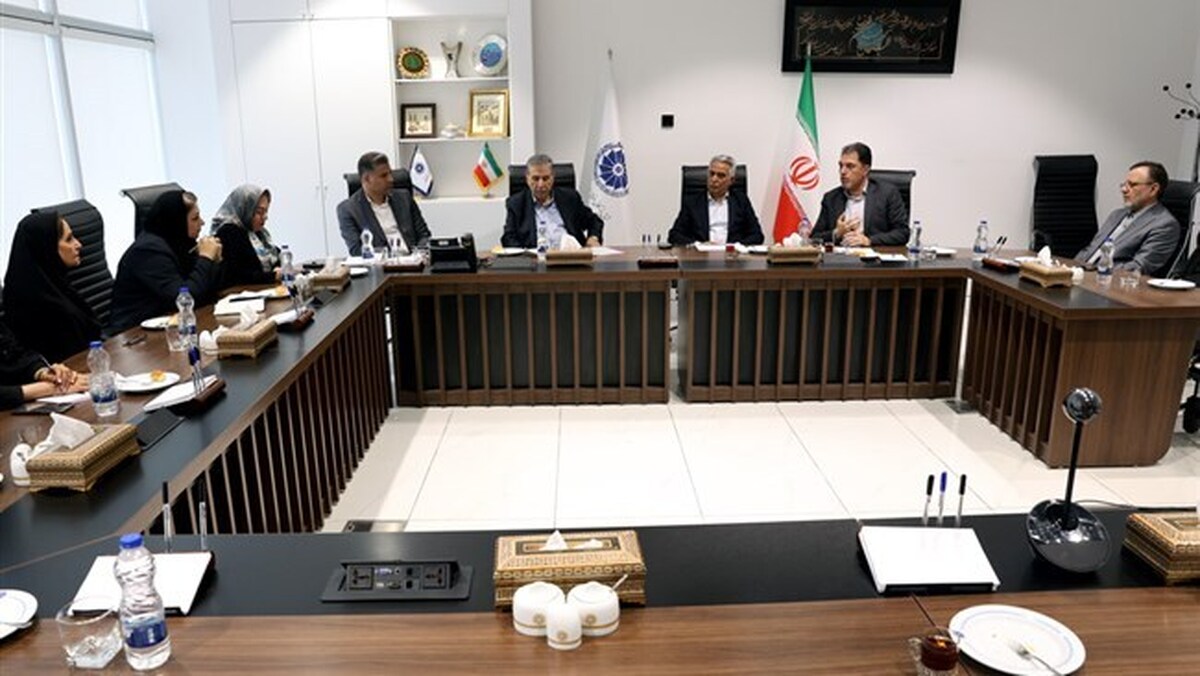 اتاق ایران برای توانمندسازی زنان برنامه جدی دارد