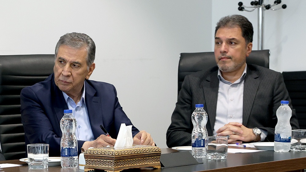 برای تحقق جهش تولید، باید مشکل کمبود نقدینگی واحدهای تولیدی رفع شود برای تحقق جهش تولید، باید مشکل کمبود نقدینگی واحدهای تولیدی رفع شود