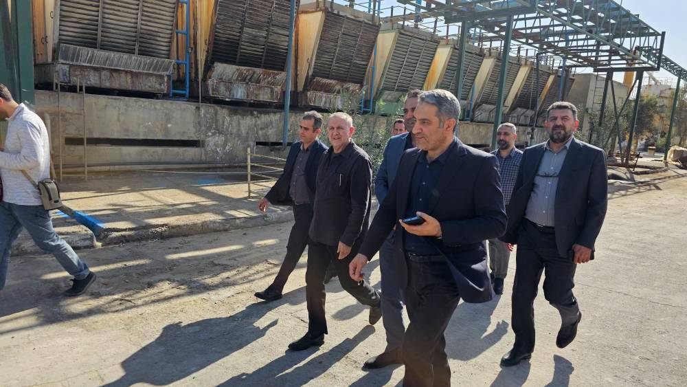 حضور مدیرعامل شستا در مجتمع تولیدی گرمسار شرکت معدنی املاح ایران حضور مدیرعامل شستا در مجتمع تولیدی گرمسار شرکت معدنی املاح ایران