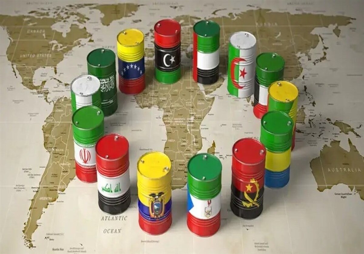 اعضای اوپک پلاس تولید نفت را در ماه می‌کاهش دادند