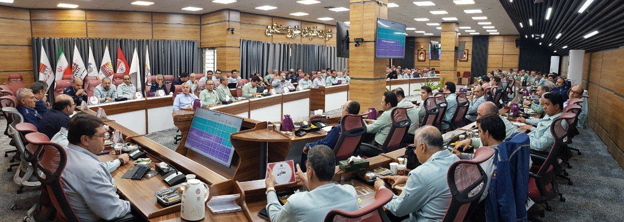 استفاده از انرژی‌های تجدیدپذیر باید در دستور کار فولاد خوزستان قرار گیرد