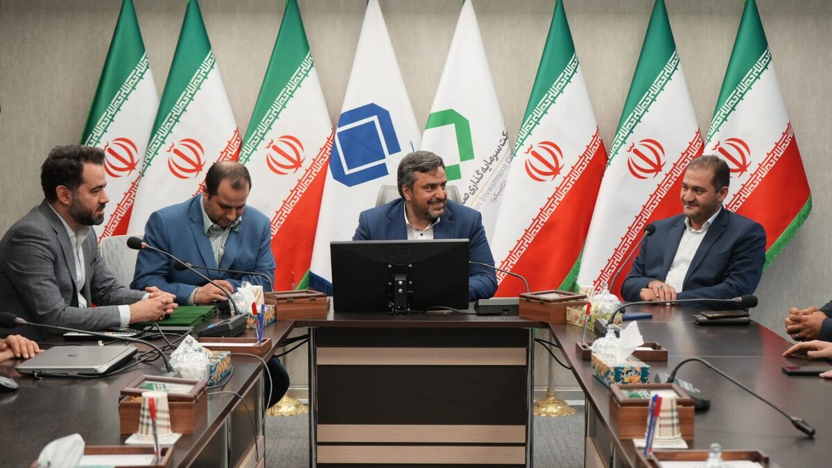 باید در حوزه کانی‌های گران‌بها حرکت رو به رشد داشته باشیم