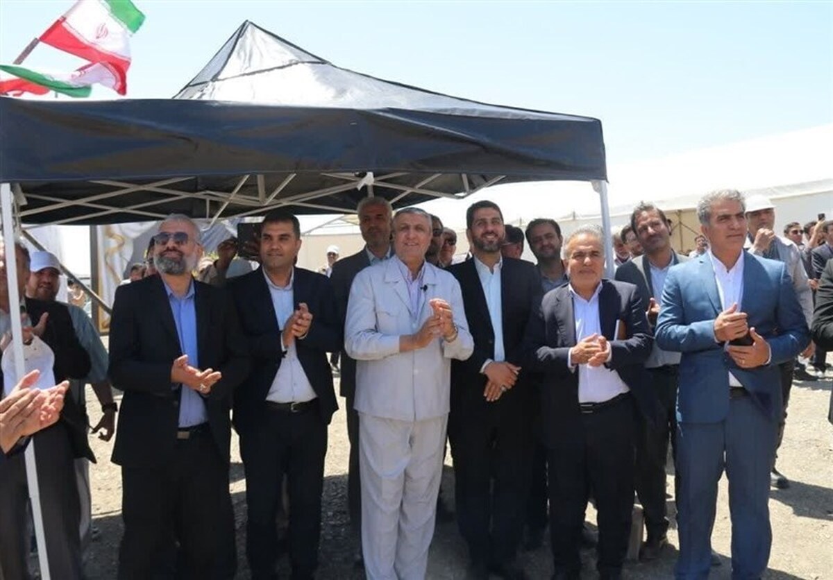 آغاز استخراج مواد پرتوزا از معدن زمان‌آباد