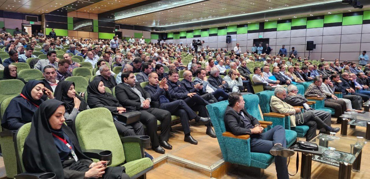 مجمع عمومی عادی سالیانه شرکت فولاد خوزستان با تقسیم پنجاهوهشت درصدی سود پایان یافت مجمع عمومی عادی سالیانه شرکت فولاد خوزستان با تقسیم پنجاهوهشت درصدی سود پایان یافت