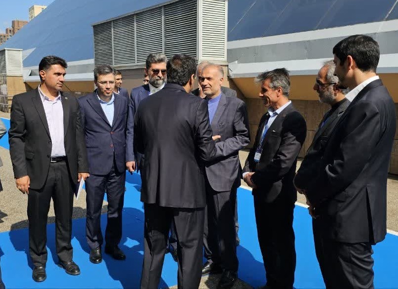 گشایش پاویون ایران در نمایشگاه اتومبیلیتی روسیه با حضور معاون وزیر صمت گشایش پاویون ایران در نمایشگاه اتومبیلیتی روسیه با حضور معاون وزیر صمت