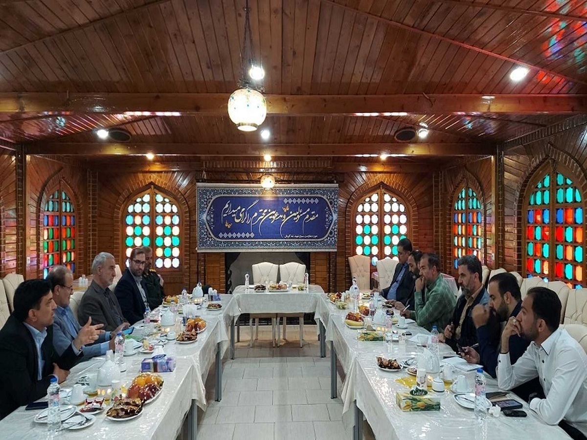 برگزاری نشست هیات اندیشه‌ورز سازمان بسیج کارگران استان در ذوب آهن