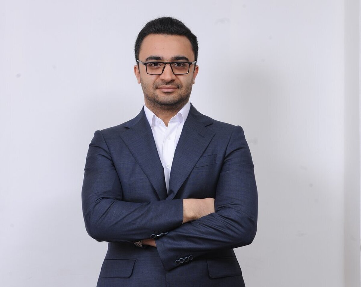 اثر مثبت برنامه ارزی همتی بر بورس/ کاهش تعداد نرخ ارز خبر خوبی برای بازار سرمایه است/ درآمد شرکت‌های بورسی با اجرای ایده وزیر اقتصاد افزایش می‌یابد