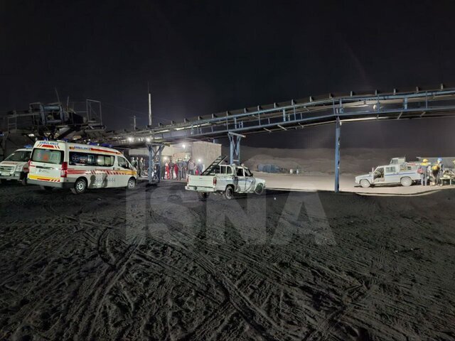 انفجار در معدن زغال سنگ معدنجوی طبس/ اطلاعی از وضعیت سلامت ۲۰ معدنچی نیست انفجار در معدن زغال سنگ معدنجوی طبس/ اطلاعی از وضعیت سلامت ۲۰ معدنچی نیست