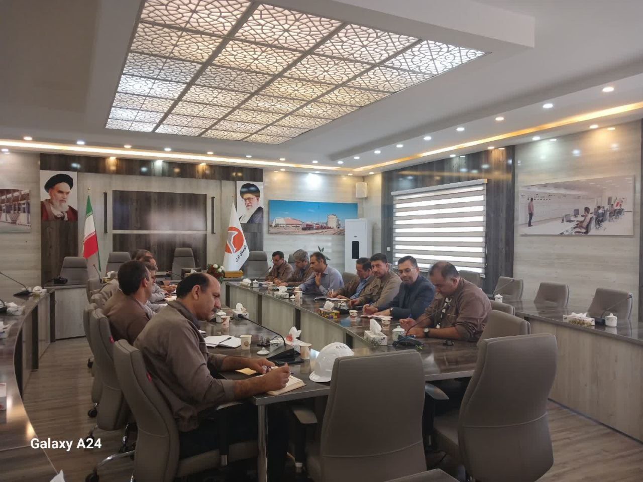 تشکیل یازدهمین جلسه مدیریت بحران پدافند غیرعامل شرکت آلومینای ایران تشکیل یازدهمین جلسه مدیریت بحران پدافند غیرعامل شرکت آلومینای ایران