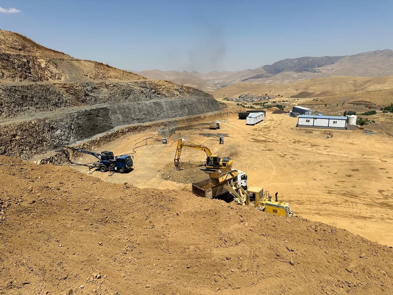 عملکرد شش ماه ابتدایی سال ۱۴۰۳ شرکت توسعه معادن طلای کردستان ارزیابی شد عملکرد شش ماه ابتدایی سال ۱۴۰۳ شرکت توسعه معادن طلای کردستان ارزیابی شد