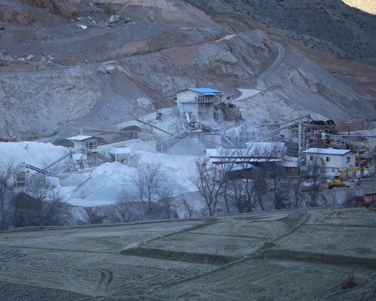 اتمام حجت دادستان نور با معدن‌کاران متخلف