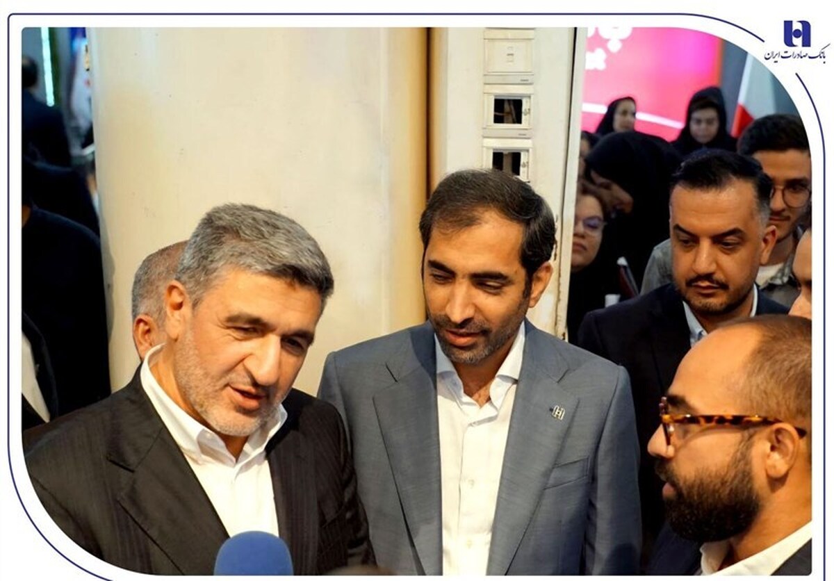 قدردانی رئیس سازمان بورس از خدمات نوین بانک صادرات ایران