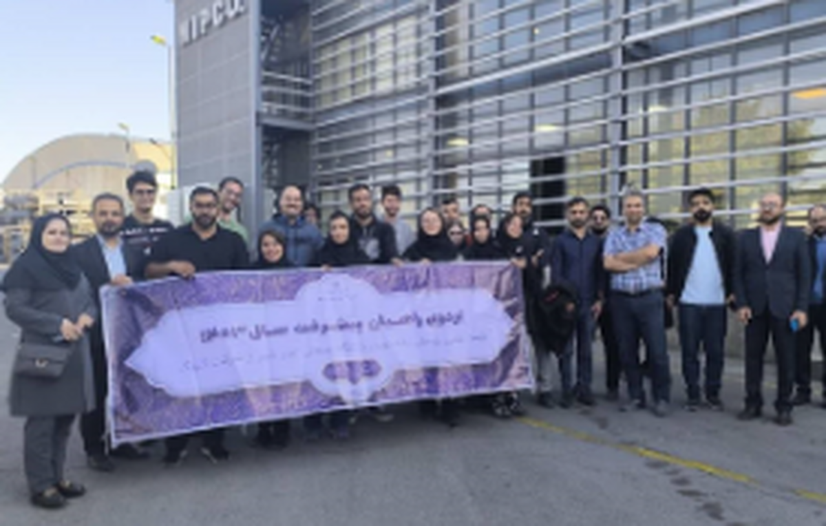 بازدید دانشجویان دانشگاه صنعتی امیرکبیر از گروه صنعتی گلرنگ و شرکت نیپکو در استان البرز
