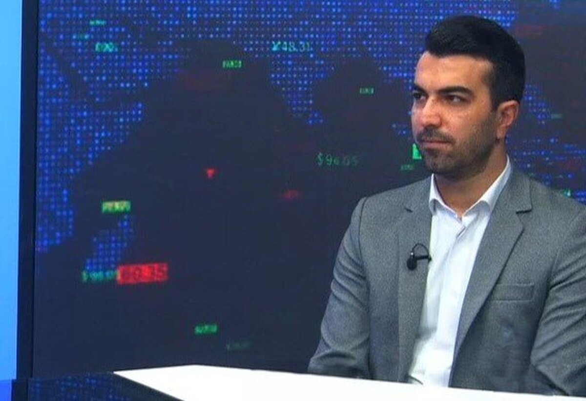 انتشار گواهی خاص ۲۵ درصدی، باعث ارزندگی بیشتر بورس و سایر بازار‌ها می‌شود/ اعمال سیاست جدید بانک مرکزی، نرخ بهره را کاهش می‌دهد/ با کاهش نرخ بهره بخش‌های اقتصادی کشور از رکود خارج می‌شوند/ پیش‌بینی کاهش نرخ بهره به کم‌تر از ۳۰ درصد تا پایان سال