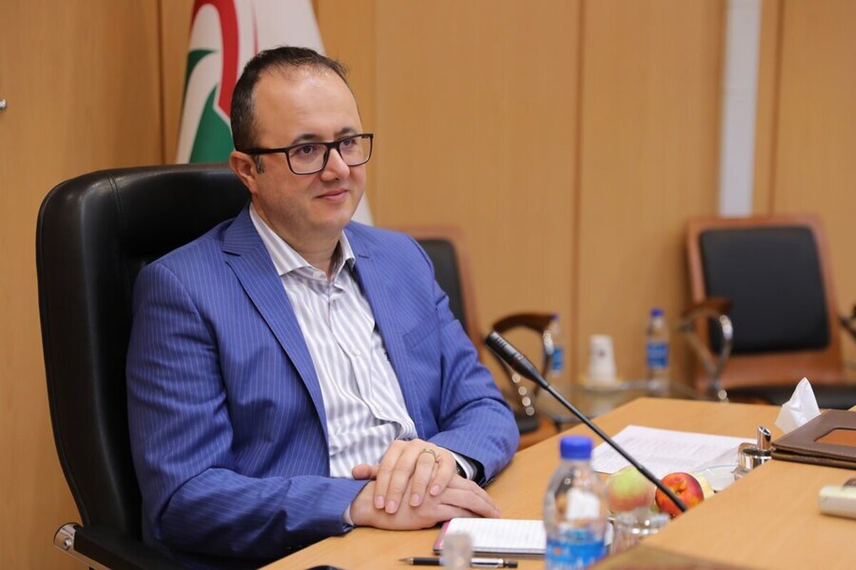 جزییات تازه از بسته حمایتی بورس/ طبق بسته حمایتی بازار سرمایه، ناشران و سهامداران عمده به حمایت از سهام شرکت‌های خود مکلف شده‌اند/ امیدواریم بسته حمایتی بر چشم‌انداز ۶ ماه آینده بازار سهام تاثیر مثبت داشته باشد