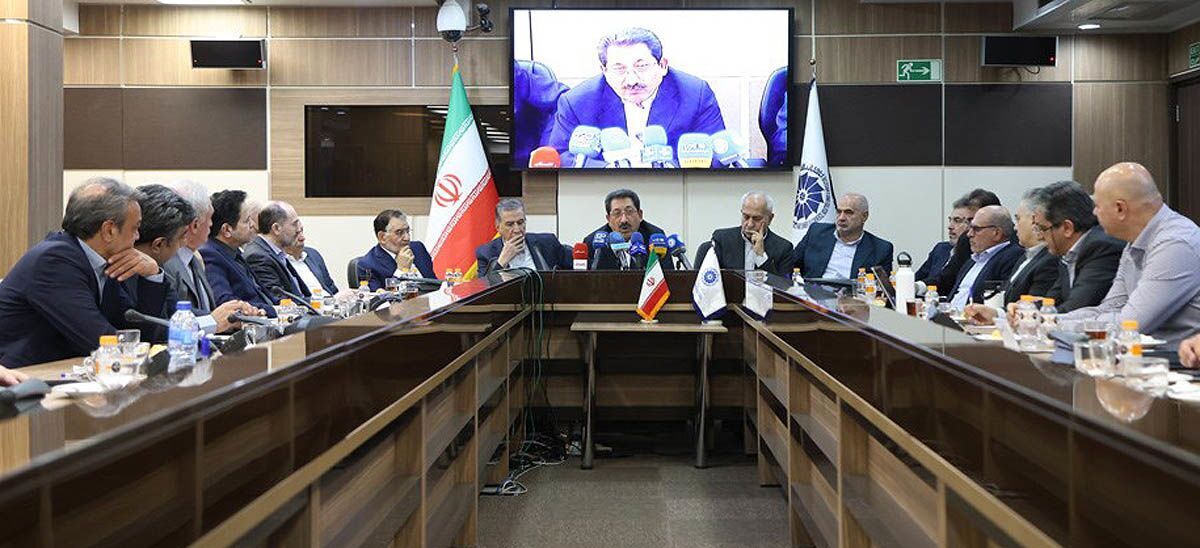 آزادی تجارت از تله تصمیمات؟/ محمد اتابک: با احیای شورای عالی صادرات، «فرماندهی واحد» در تجارت شکل خواهد گرفت