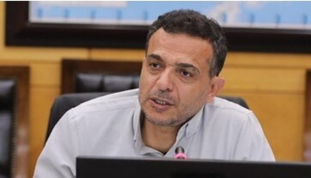بانک‌ها با سیاست‌های بالادستی هماهنگ نیستند/ ساماندهی تسهیلات اولویت تیم اقتصادی دولت باشد