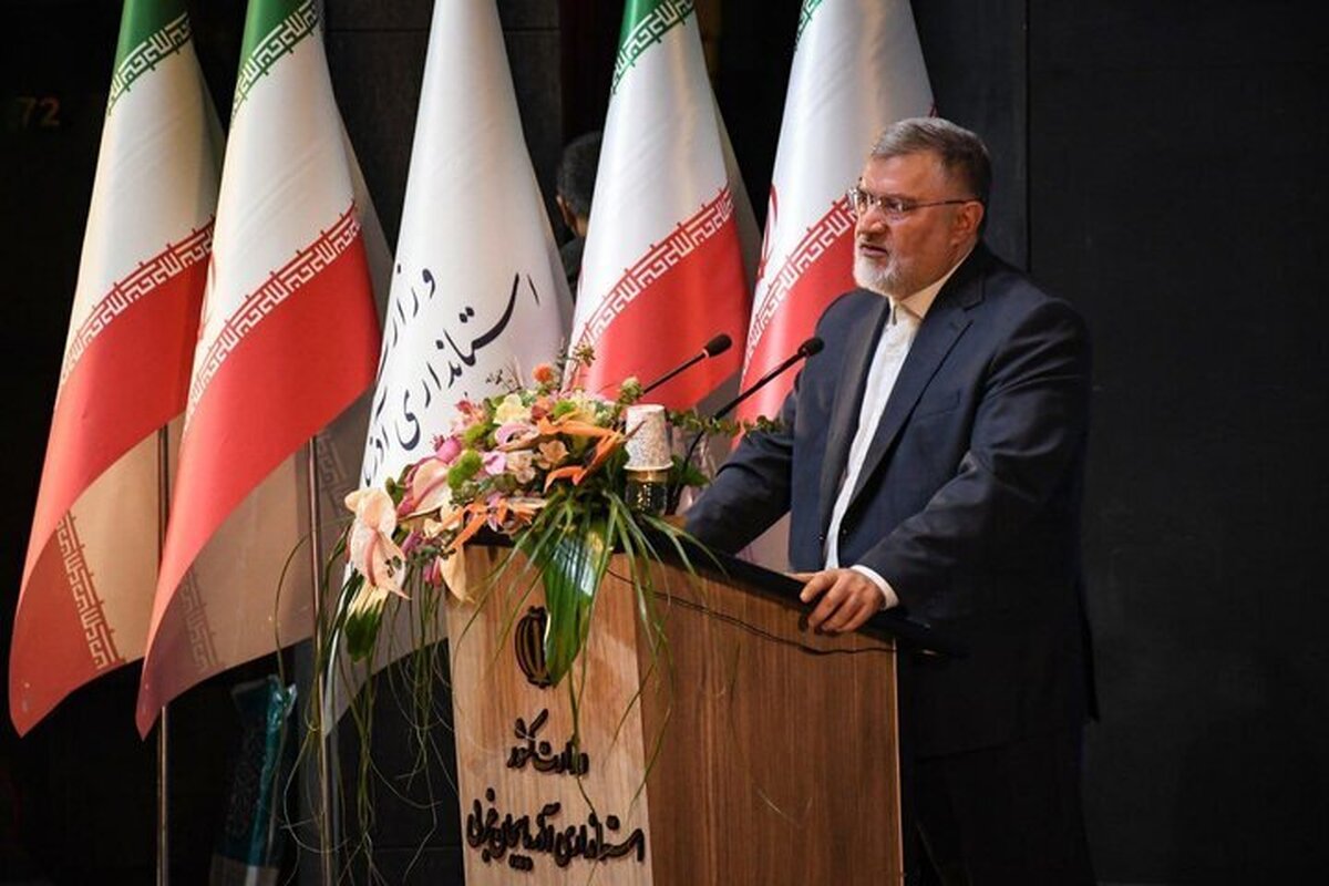 جلوگیری از خام‌فروشی مواد معدنی نقش مهمی در توسعه آذربایجان غربی دارد