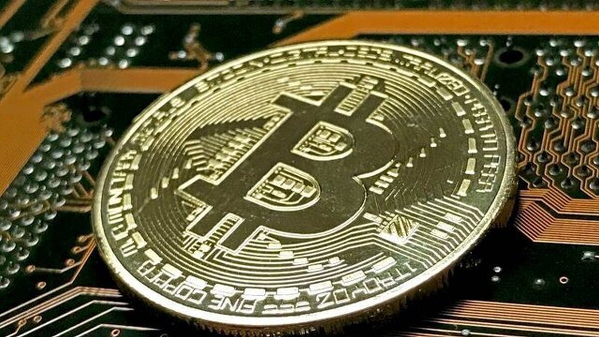 رمزارز‌های دیجیتال اقتصاد را تهدید می‌کنند