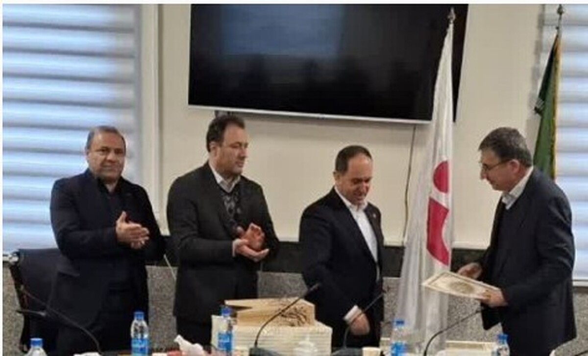 آیین معارفه سرپرست جدید اداره‌کل زمین‌شناسی و اکتشافات‌ معدنی شمال باختری برگزار شد