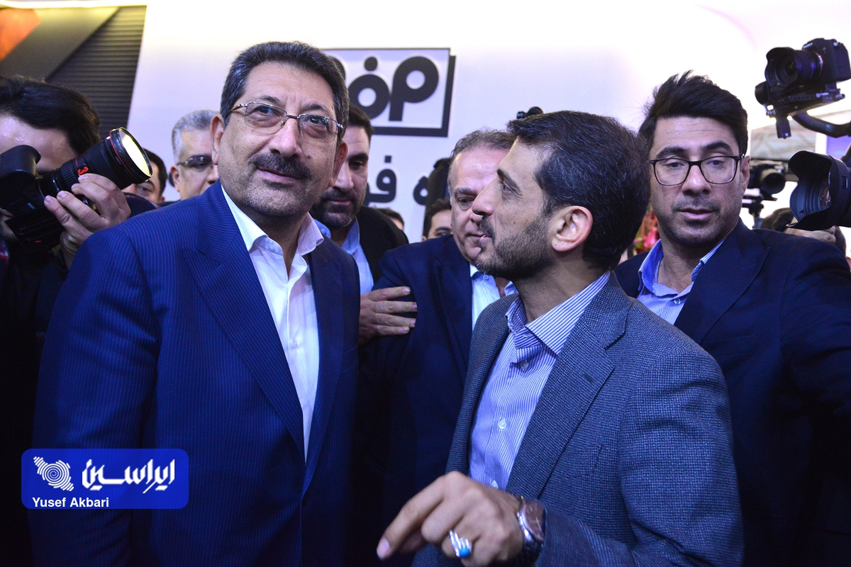 بازدید وزیر صمت از سالن اختصاصی فولاد مبارکه در بیست و یکمین نمایشگاه ایران متافو بازدید وزیر صمت از سالن اختصاصی فولاد مبارکه در بیست و یکمین نمایشگاه ایران متافو