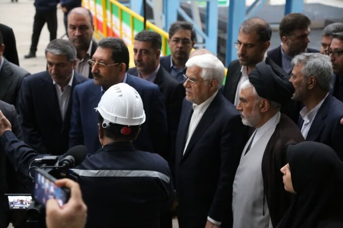 افتتاح «بزرگترین کارخانه تولیدکننده تیرآهن در شرق کشور» با حضور معاون اول رئیسجمهور و وزیر صمت افتتاح «بزرگترین کارخانه تولیدکننده تیرآهن در شرق کشور» با حضور معاون اول رئیسجمهور و وزیر صمت