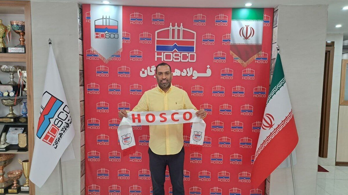 «سیاوش اکبرپور» سرمربی تیم فوتبال فولاد هرمزگان شد