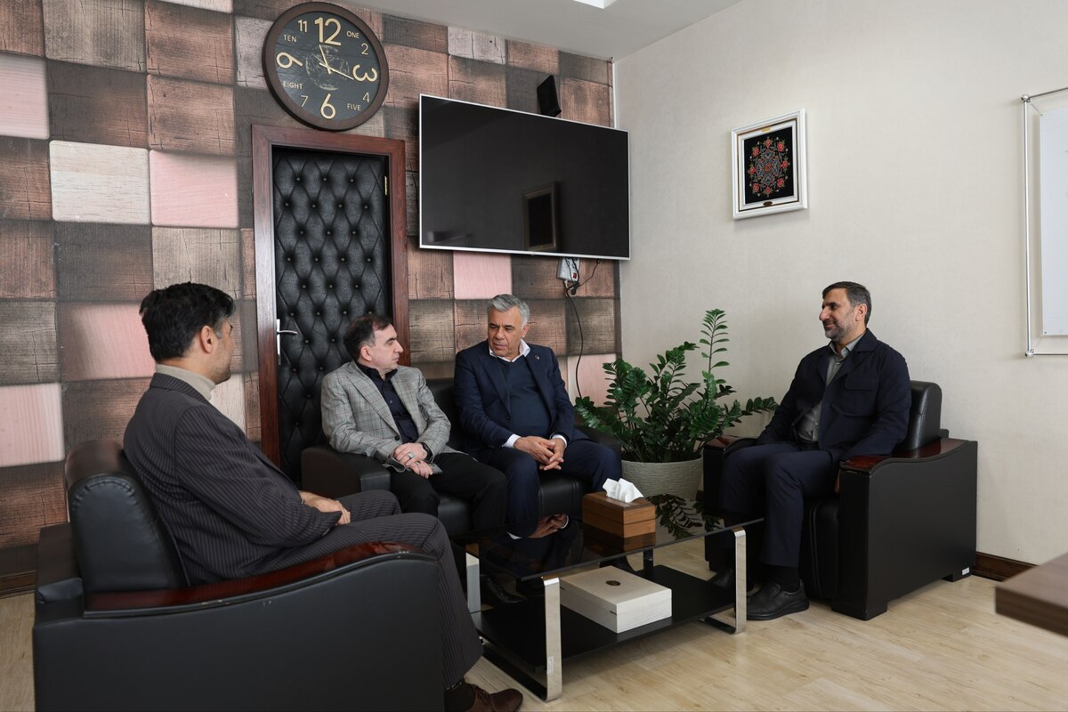 بازدید مدیرعامل صبانور از دفتر صبا امید غرب خاورمیانه در تهران