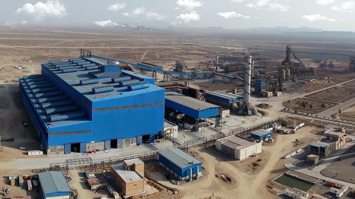 اوج‌گیری دوباره جهان فولاد سیرجان در پایان پاییز