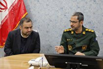 دیدار مدیرعامل شرکت آهن و فولاد ارفع با فرمانده ناحیه مقاومت بسیج اردکان