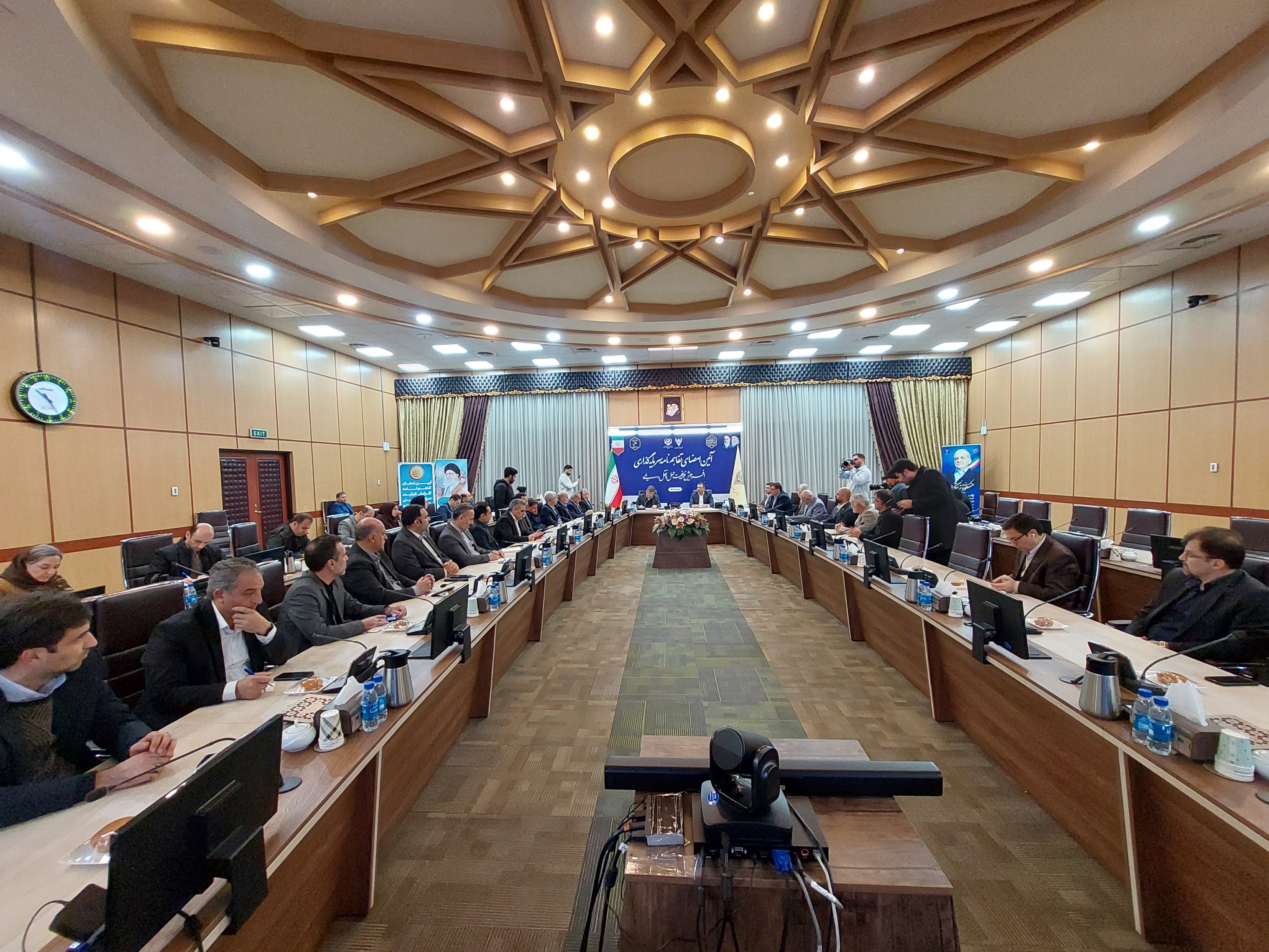میدکو بر روی ریل توسعه/ مدیرعامل میدکو: برای انتقال بخش بیشتری از جابهجایی بار به حملونقل ریلی برنامهریزی کردهایم میدکو بر روی ریل توسعه/ مدیرعامل میدکو: برای انتقال بخش بیشتری از جابهجایی بار به حملونقل ریلی برنامهریزی کردهایم