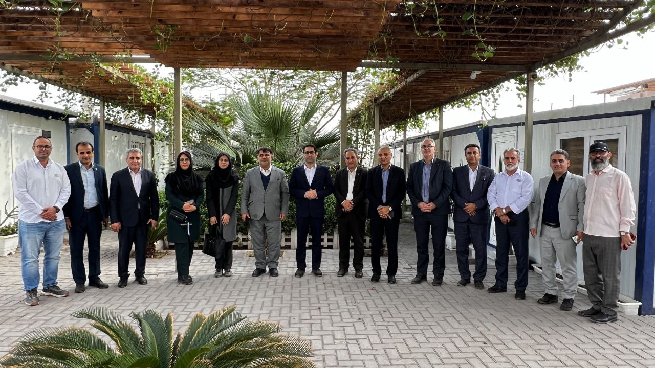 بازدید معاون وزیر نفت و مدیران ارشد راه‌آهن از پروژه ملی هیمکو