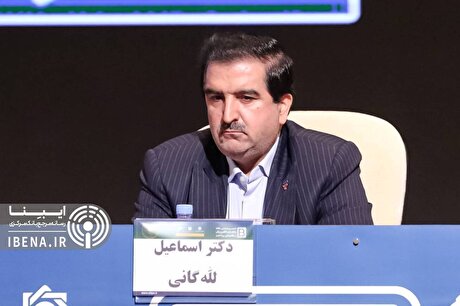 حمایت بانک رفاه از تامین مالی طرح‌های توسعه‌ای واحد‌های تولیدی استان خوزستان