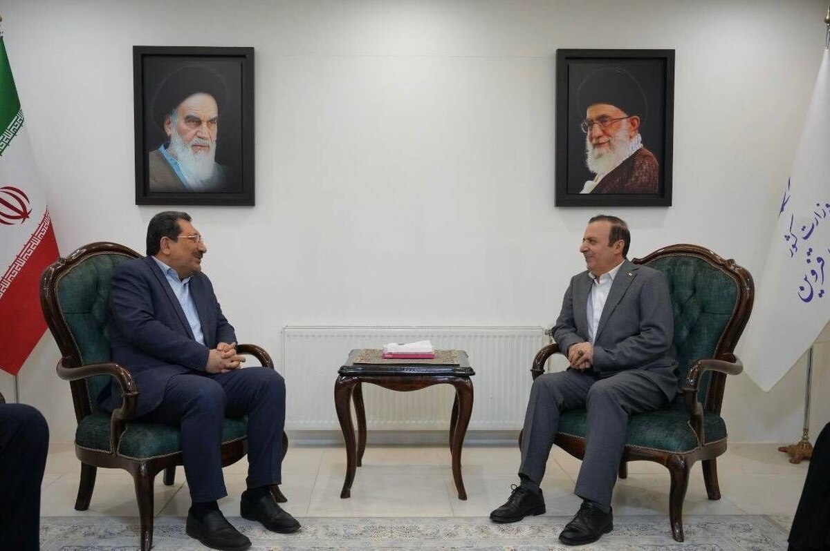 وزیر صنعت، معدن و تجارت وارد استان قزوین شد
