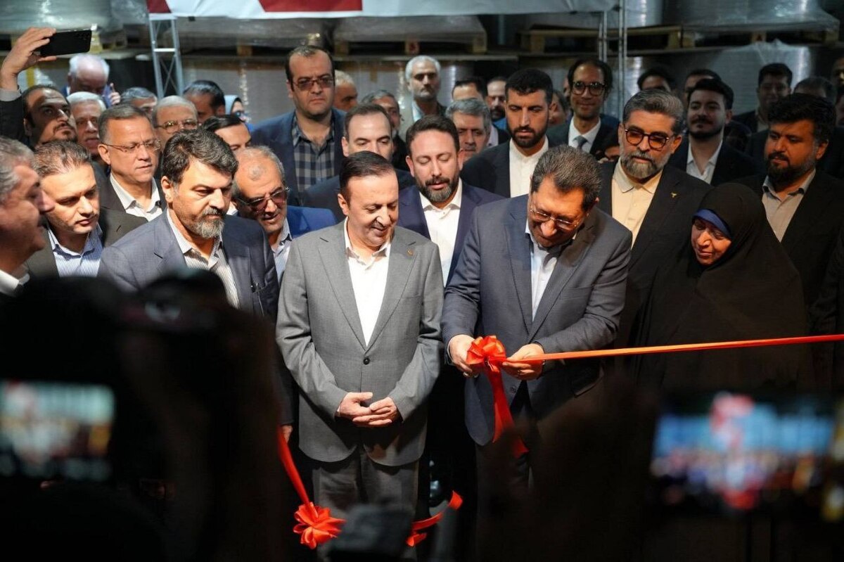 وزیر صمت واحد تولیدی کاغذ حرارتی «فرادید» در قزوین را افتتاح کرد