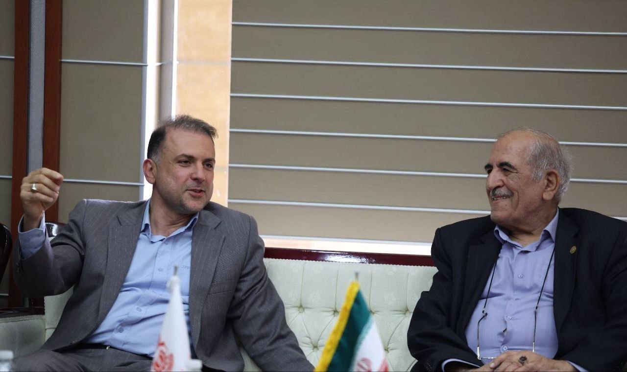 دیدار مدیرعامل شرکت ملی صنایع مس ایران با مهندس محمود شیری/ تمجید از خدمات مدیرعامل اسبق دیدار مدیرعامل شرکت ملی صنایع مس ایران با مهندس محمود شیری/ تمجید از خدمات مدیرعامل اسبق