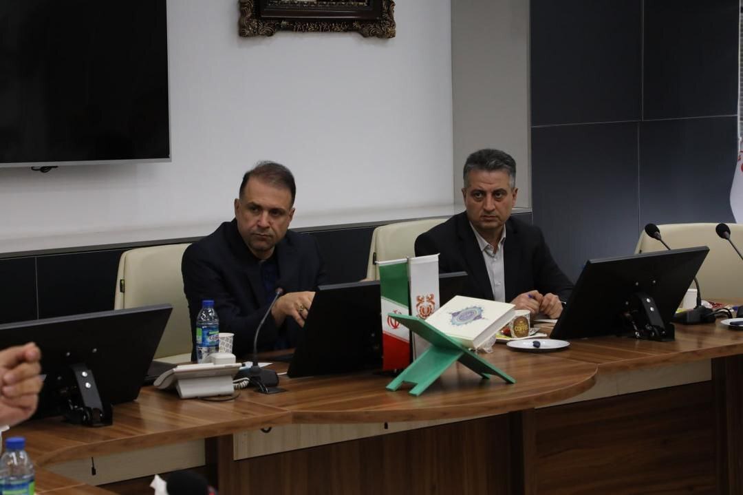 راهکارهای توسعه و حل مشکلات مجتمع مس درهآلو بررسی شد/ تاکید دکتر فیض بر رفع موانع پیش روی مجتمع مس درهآلو راهکارهای توسعه و حل مشکلات مجتمع مس درهآلو بررسی شد/ تاکید دکتر فیض بر رفع موانع پیش روی مجتمع مس درهآلو