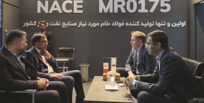 ارائه دستاوردهای فولاد مبارکه در نمایشگاه بینالمللی نفت، گاز، پالایش و پتروشیمی ایران ارائه دستاوردهای فولاد مبارکه در نمایشگاه بینالمللی نفت، گاز، پالایش و پتروشیمی ایران