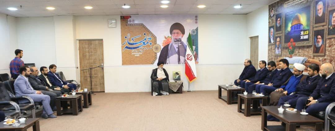 فولاد خوزستان در عرصهی جهاد اقتصادی، پیشتاز و در انجام مسوولیتهای اجتماعی بسیار برجسته عمل کرده است فولاد خوزستان در عرصهی جهاد اقتصادی، پیشتاز و در انجام مسوولیتهای اجتماعی بسیار برجسته عمل کرده است