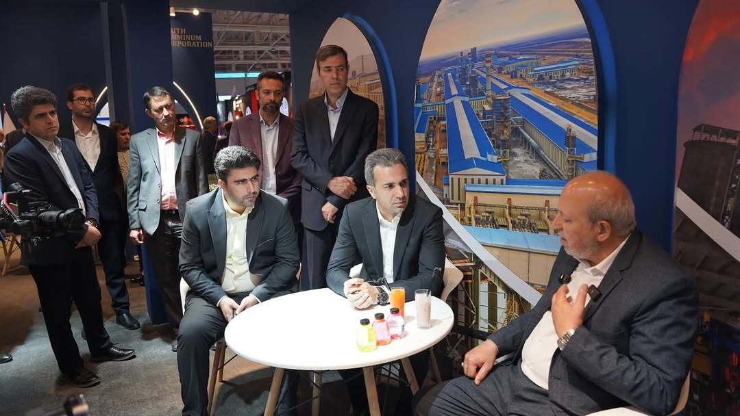 بازدید مدیرعامل شرکت سرمایهگذاری غدیر از غرفه مجتمع صنایع آلومینیوم جنوب در اکسپو ۲۰۲۵ بازدید مدیرعامل شرکت سرمایهگذاری غدیر از غرفه مجتمع صنایع آلومینیوم جنوب در اکسپو ۲۰۲۵