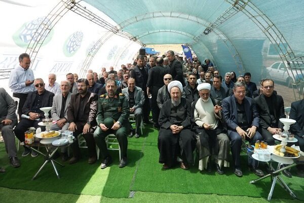 ایجاد شهرکهای تخصصی معدن در آذربایجان غربی؛ استخراج ۶۰۰ هزار تن سیلیس ایجاد شهرکهای تخصصی معدن در آذربایجان غربی؛ استخراج ۶۰۰ هزار تن سیلیس