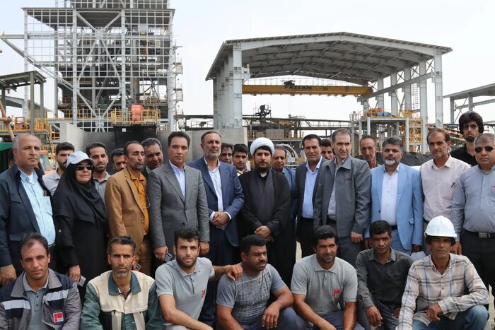 بزرگترین ذخیره تیتانیوم ایران صاحب کارخانه شد بزرگترین ذخیره تیتانیوم ایران صاحب کارخانه شد