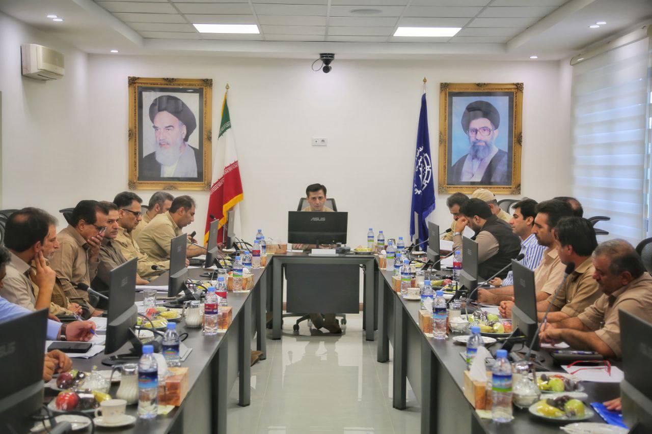 نشست شورای معاونان و مدیران چادرملو در مجتمع معدنی نشست شورای معاونان و مدیران چادرملو در مجتمع معدنی