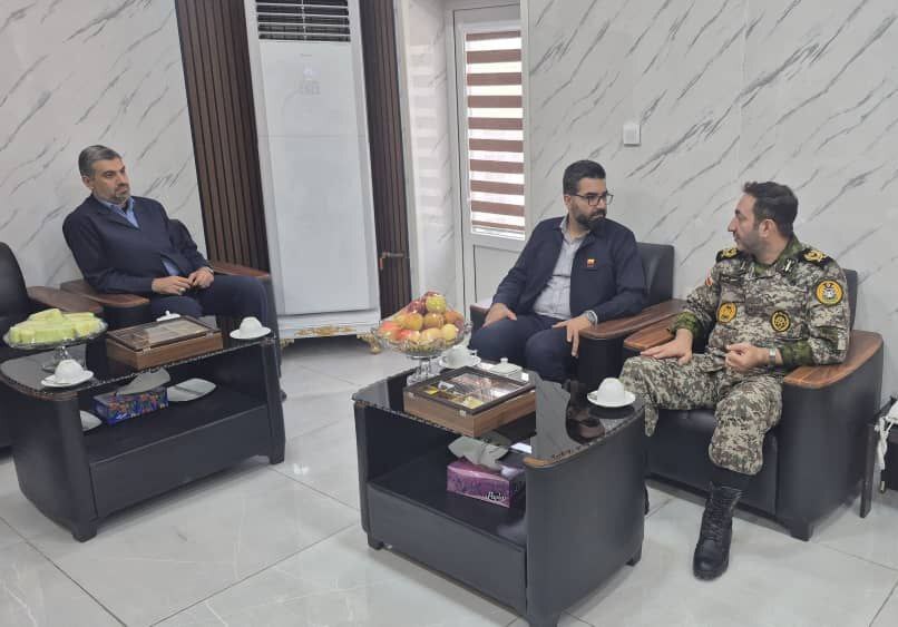 دیدار معاون منابع انسانی و امور اجتماعی شرکت فولاد خوزستان با فرمانده پدافند هوایی منطقه جنوب غرب کشور دیدار معاون منابع انسانی و امور اجتماعی شرکت فولاد خوزستان با فرمانده پدافند هوایی منطقه جنوب غرب کشور