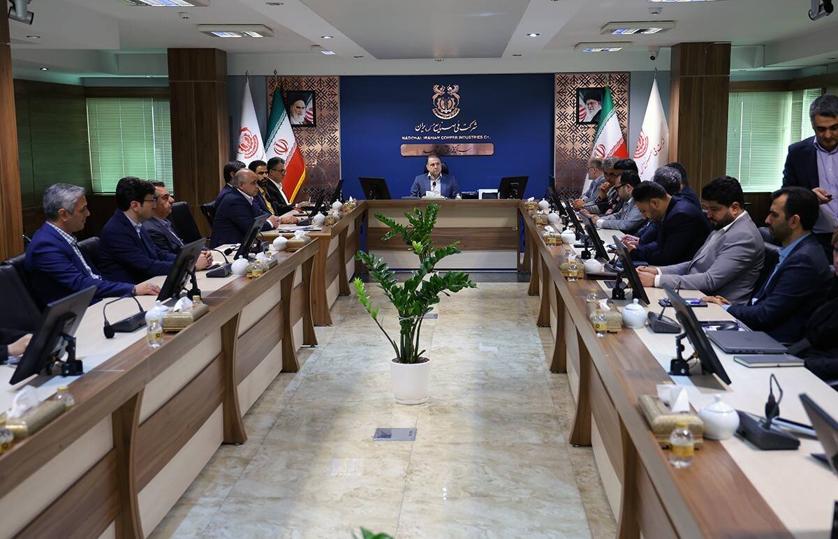 تأکید مدیرعامل شرکت ملی مس بر راهبری دقیق، اولویتبندی و تسریع در اجرای پروژههای عمرانی تأکید مدیرعامل شرکت ملی مس بر راهبری دقیق، اولویتبندی و تسریع در اجرای پروژههای عمرانی