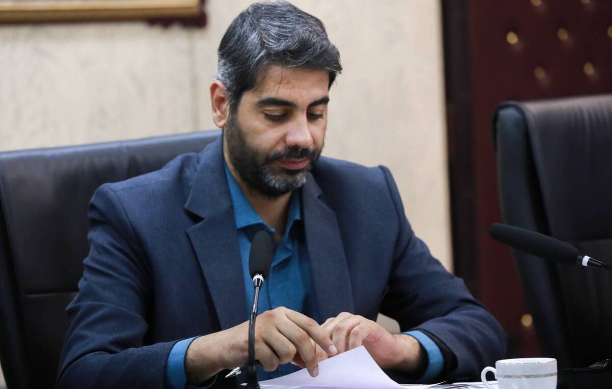 عرضه خودرو در بورس کالا به زیان مصرف‌کنندگان واقعی تمام‌ شده است